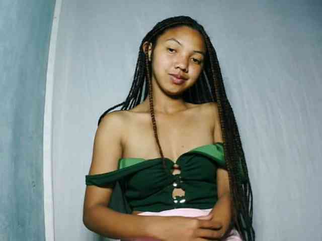 Missfireangel12 webcam