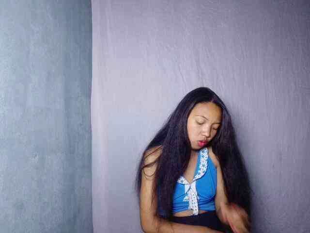 Missfireangel12 webcam