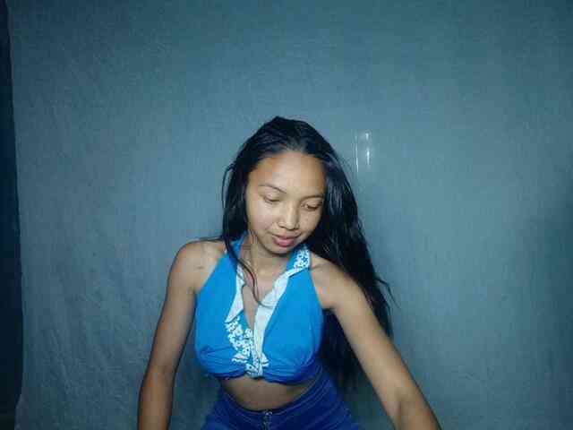 Missfireangel12 webcam