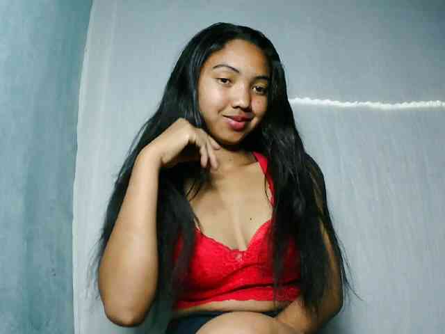 Missfireangel12 webcam