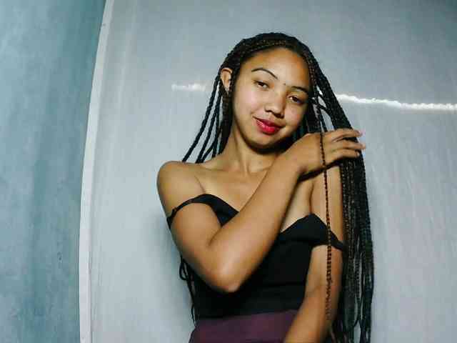 Missfireangel12 Live Webcam on BongaCams