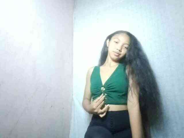 Missfireangel12 webcam