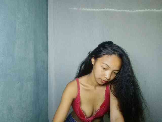 Missfireangel12 webcam