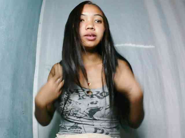 Missfireangel12's webcam live show