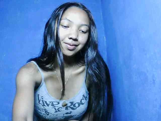 Missfireangel12 webcam