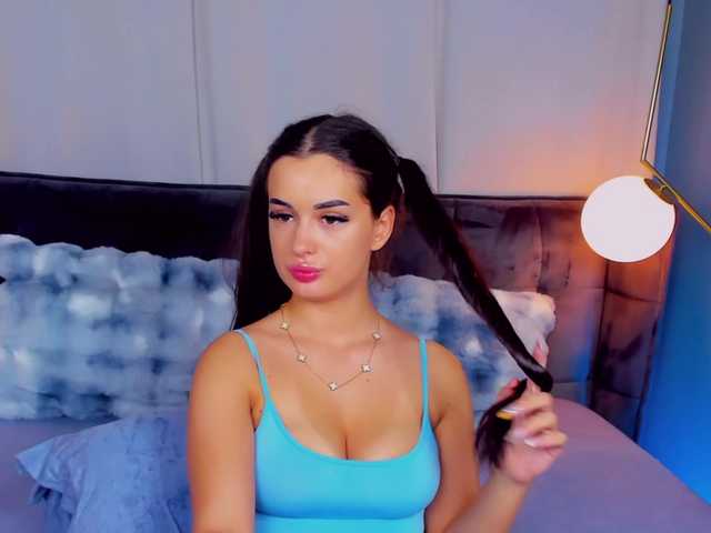 AriaBlair live cam on BongaCams