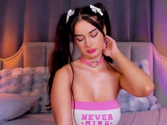 AriaBlair live cam on BongaCams