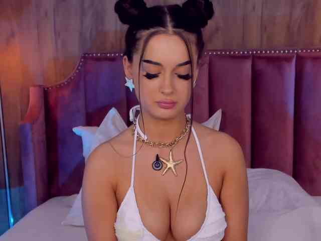 AriaBlair webcam