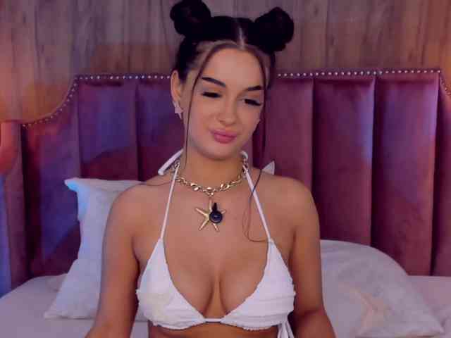 AriaBlair webcam