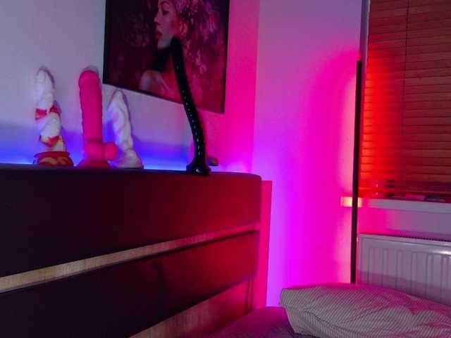 LexyNIGHT11 live cam on BongaCams