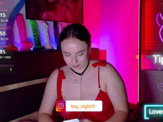 LexyNIGHT11 webcam