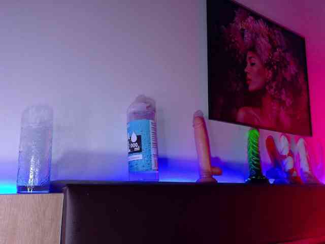 LexyNIGHT11 webcam