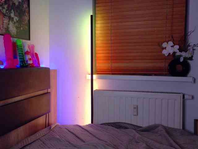 LexyNIGHT11 webcam