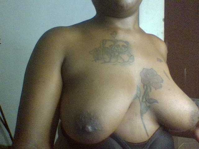Angel-corey live cam on BongaCams