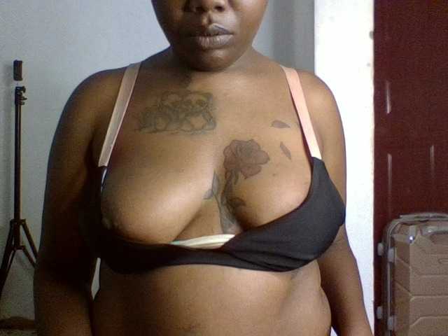 Angel-corey live cam on BongaCams