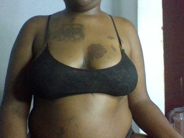 Angel-corey live cam on BongaCams