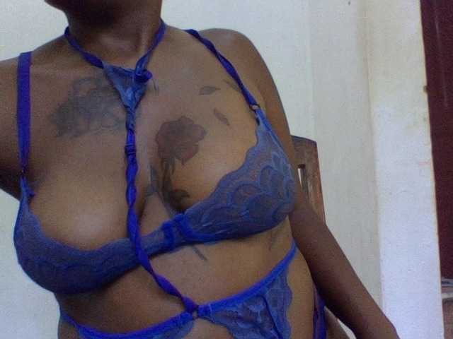 Angel-corey live cam on BongaCams