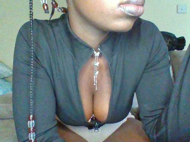 chocolateAss-cake007 live webcam show