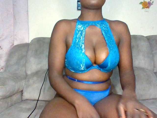 chocolateAss-cake007 live cam on BongaCams