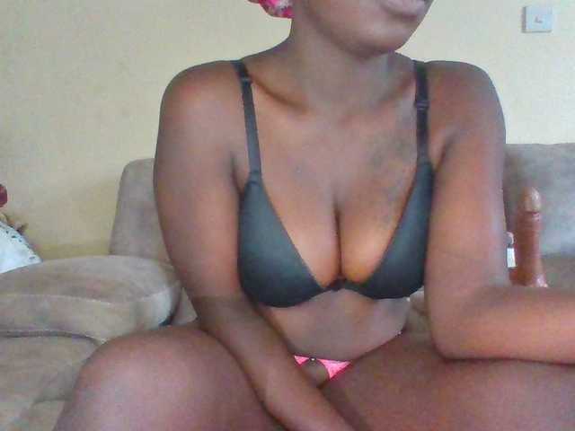 chocolateAss-cake007 live cam on BongaCams