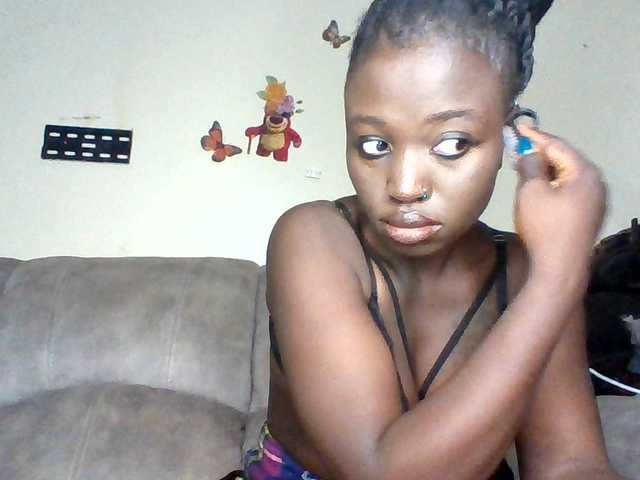 chocolateAss-cake007 live cam on BongaCams