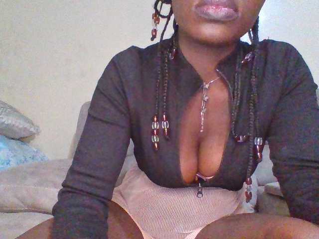 chocolateAss-cake007 live webcam show