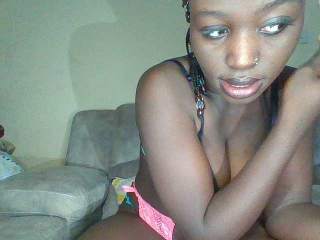 chocolateAss-cake007 live cam on BongaCams
