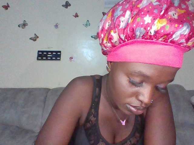 chocolateAss-cake007 live cam on BongaCams