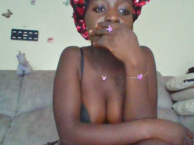 chocolateAss-cake007 live cam on BongaCams