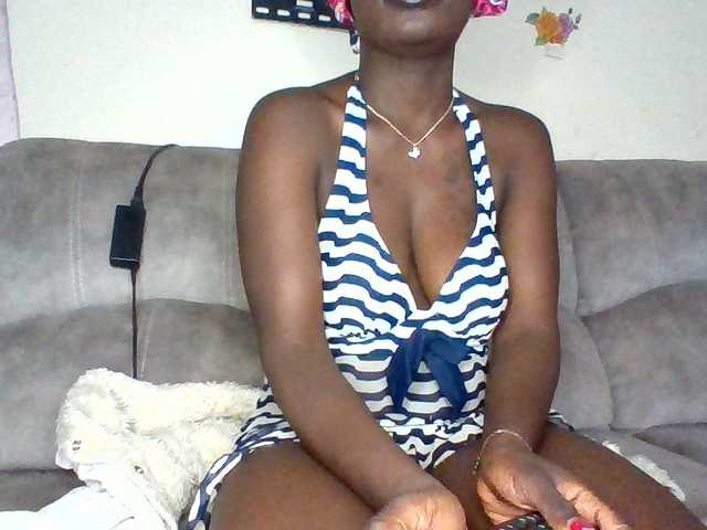 chocolateAss-cake007 live cam on BongaCams