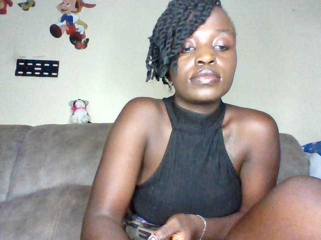 chocolateAss-cake007 live cam on BongaCams