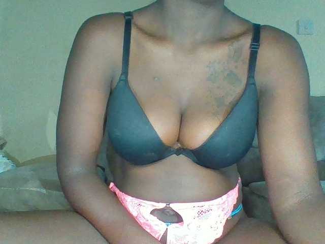 chocolateAss-cake007 live cam on BongaCams