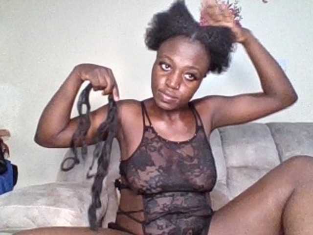 chocolateAss-cake007 live cam on BongaCams