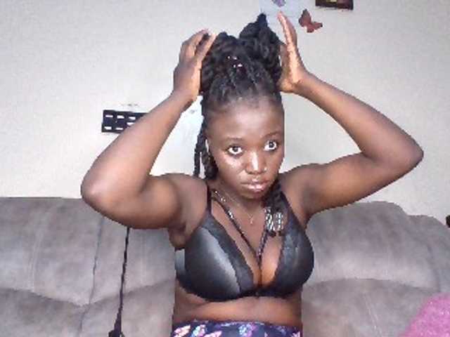 chocolateAss-cake007 live cam on BongaCams