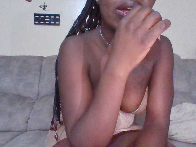chocolateAss-cake007 live webcam show