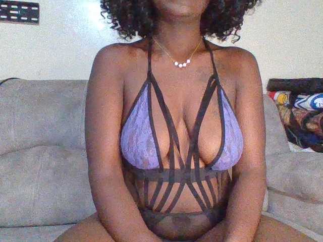 chocolateAss-cake007 live cam on BongaCams