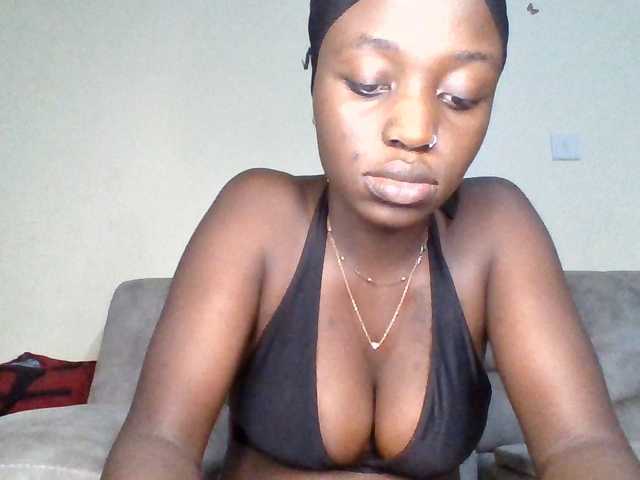 chocolateAss-cake007 live cam on BongaCams