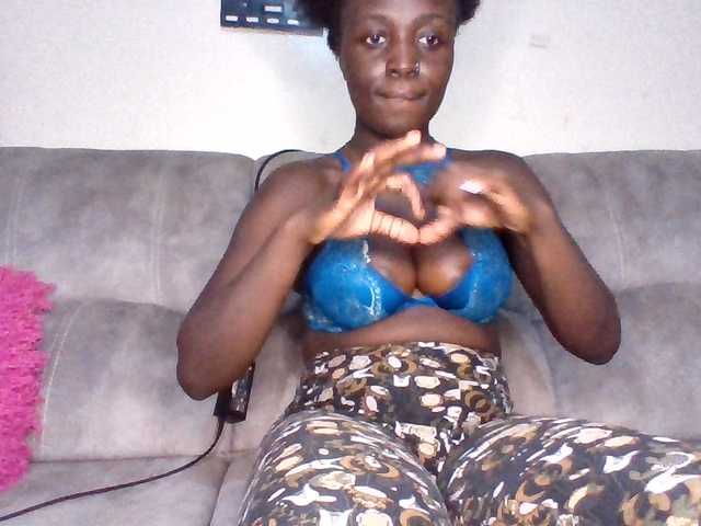 chocolateAss-cake007 live cam on BongaCams