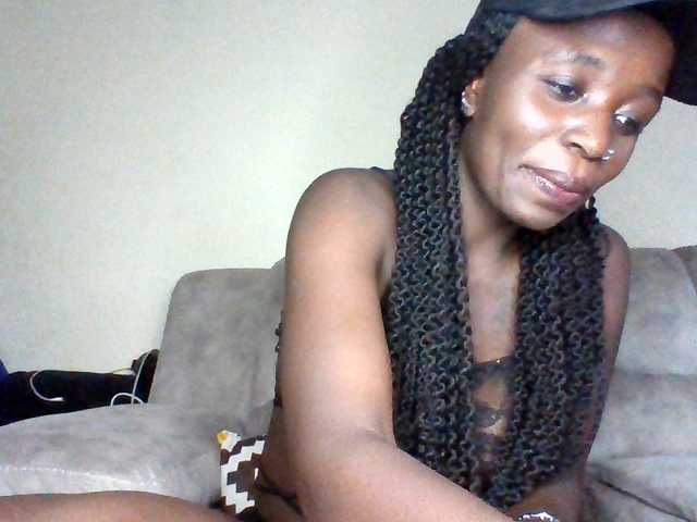 chocolateAss-cake007 live cam on BongaCams
