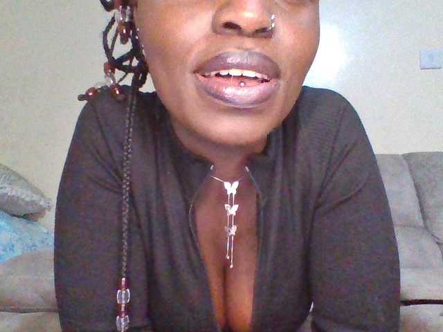 chocolateAss-cake007 live webcam show
