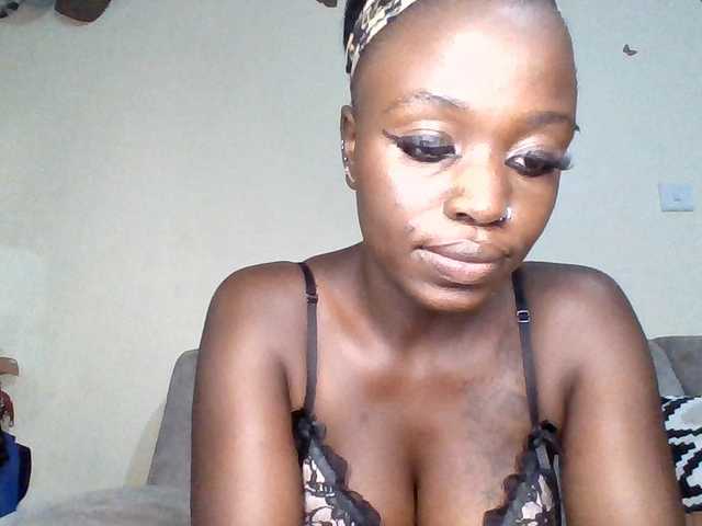 chocolateAss-cake007 live cam on BongaCams