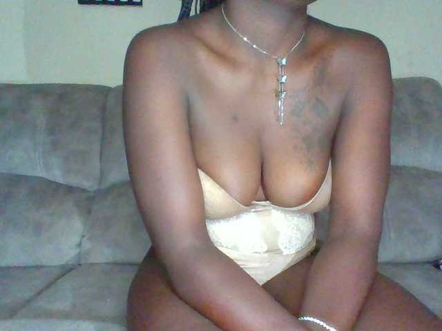chocolateAss-cake007 live webcam show