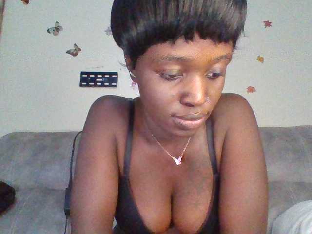 chocolateAss-cake007 live cam on BongaCams