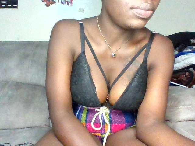 chocolateAss-cake007 live cam on BongaCams