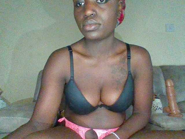 chocolateAss-cake007 live cam on BongaCams