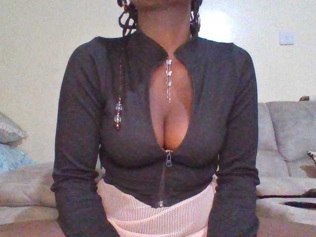 chocolateAss-cake007 live webcam show