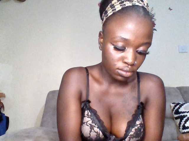 chocolateAss-cake007 live cam on BongaCams