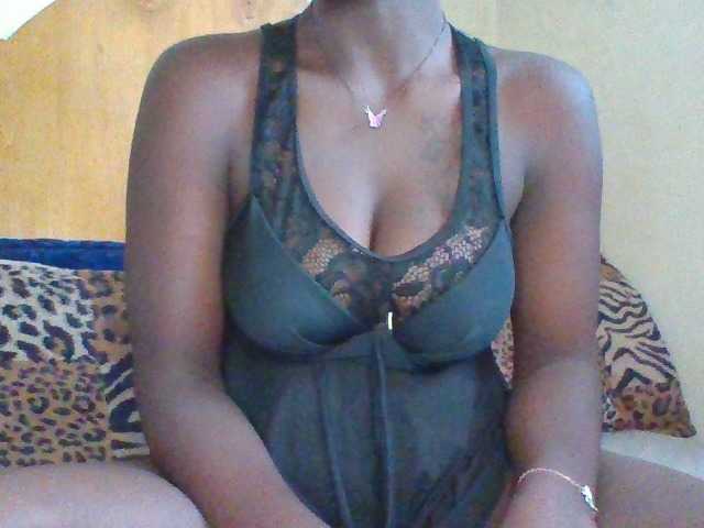 chocolateAss-cake007 live cam on BongaCams
