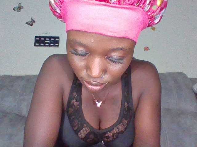 chocolateAss-cake007 live cam on BongaCams