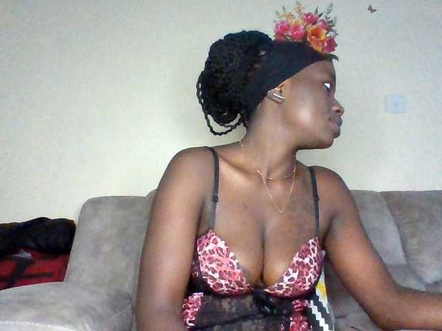 chocolateAss-cake007 live cam on BongaCams